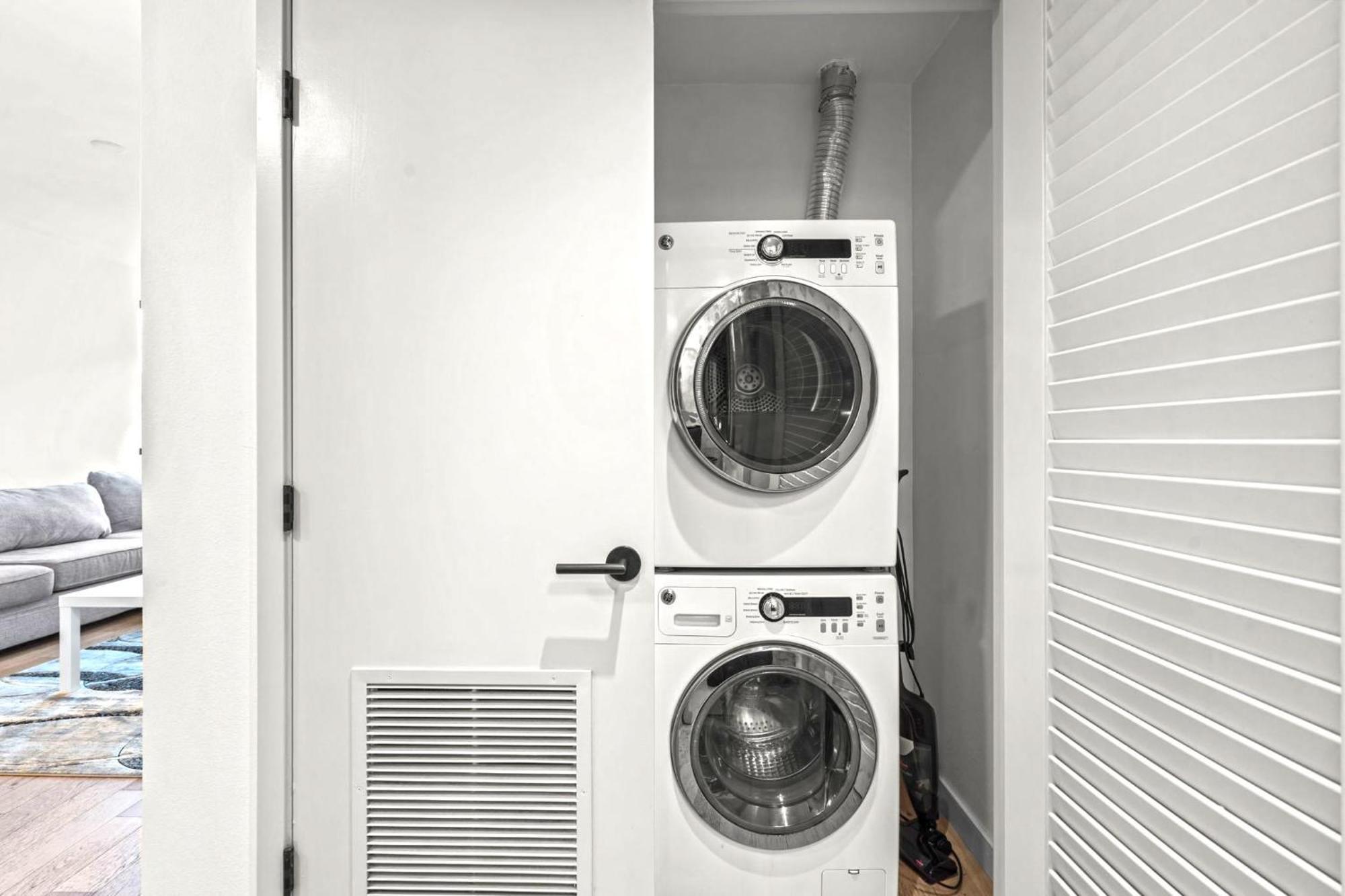 Apartamento Hollywood Walk Of Fame On Site Free Parking Pool Sauna Gym Included *