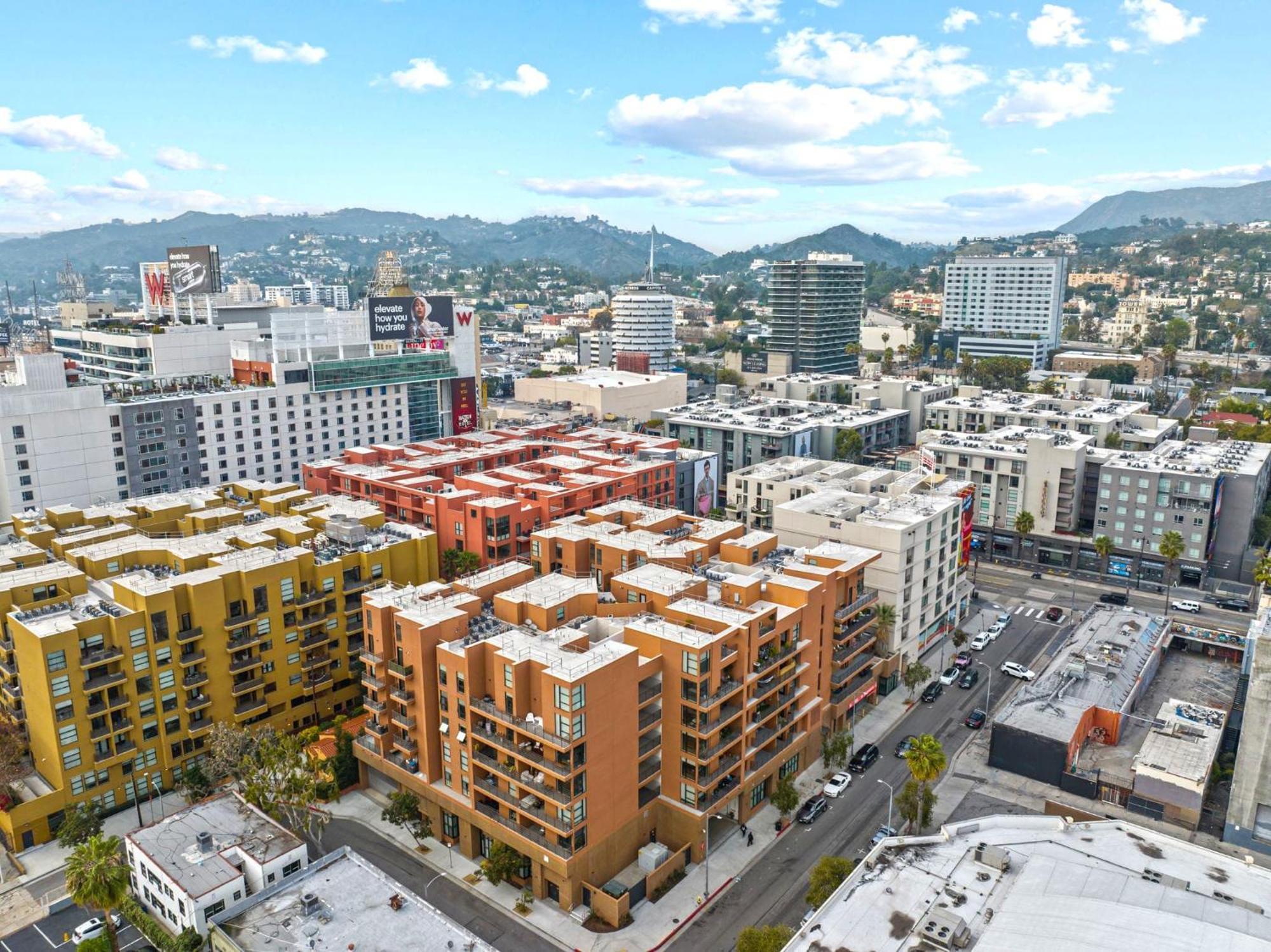 Hollywood Walk Of Fame On Site Free Parking Pool Sauna Gym Included Apartamento